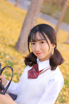 长在面包树上的女人